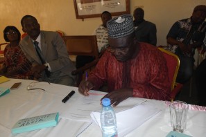 signature maire campagne énergie Cameroun